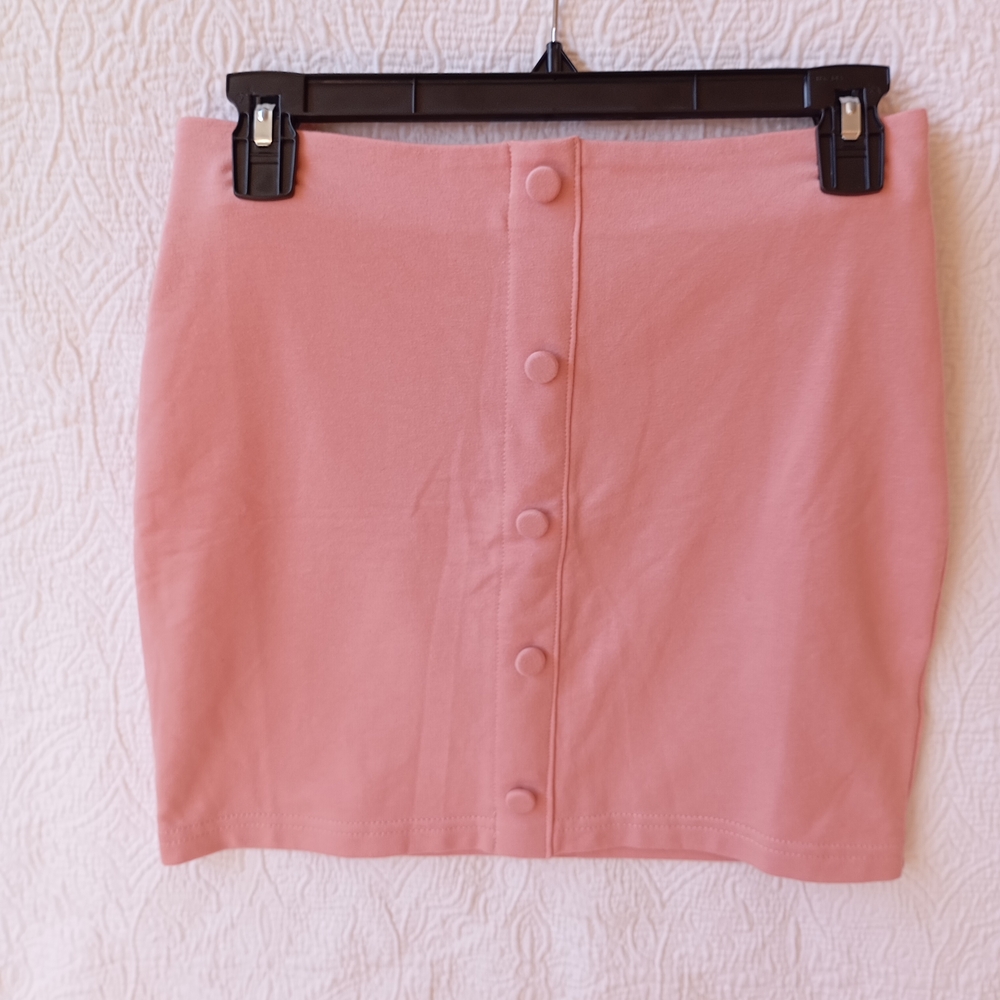 Camila Coelho's pink miniskirt, size S